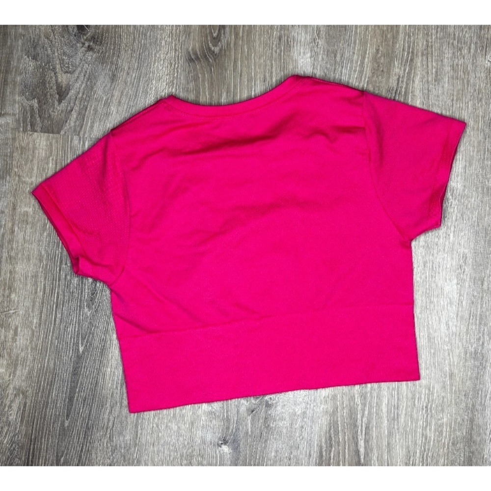 OFFLINE By Aerie Short Sleeve Seamless Cropped T-Shirt Pink Gym Size Large NWT - Picture 2 of 8